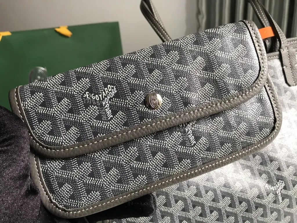 Goyard Bag 